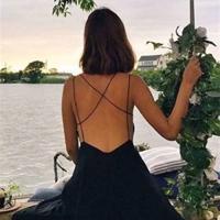 描写校园教室的句子