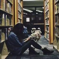 老师太大了～轻一点漫画*（女主从小被肉调教到大h文np）