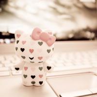 放心我只在外面蹭一下 等不及在车里就要