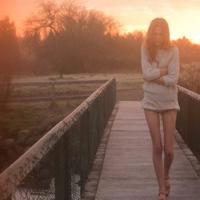 性小说;雪白人妻的娇喘声