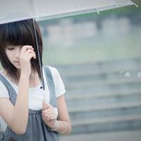 领导不戴套玩弄下属娇妻 伸进她的内裤按压她的