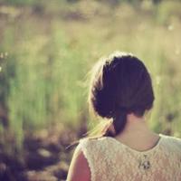 宝贝把胸漏出来给我吃 自慰白浆丝袜美腿高跟鞋