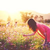 腰下垫个枕头插得更深 你个小东西水真多